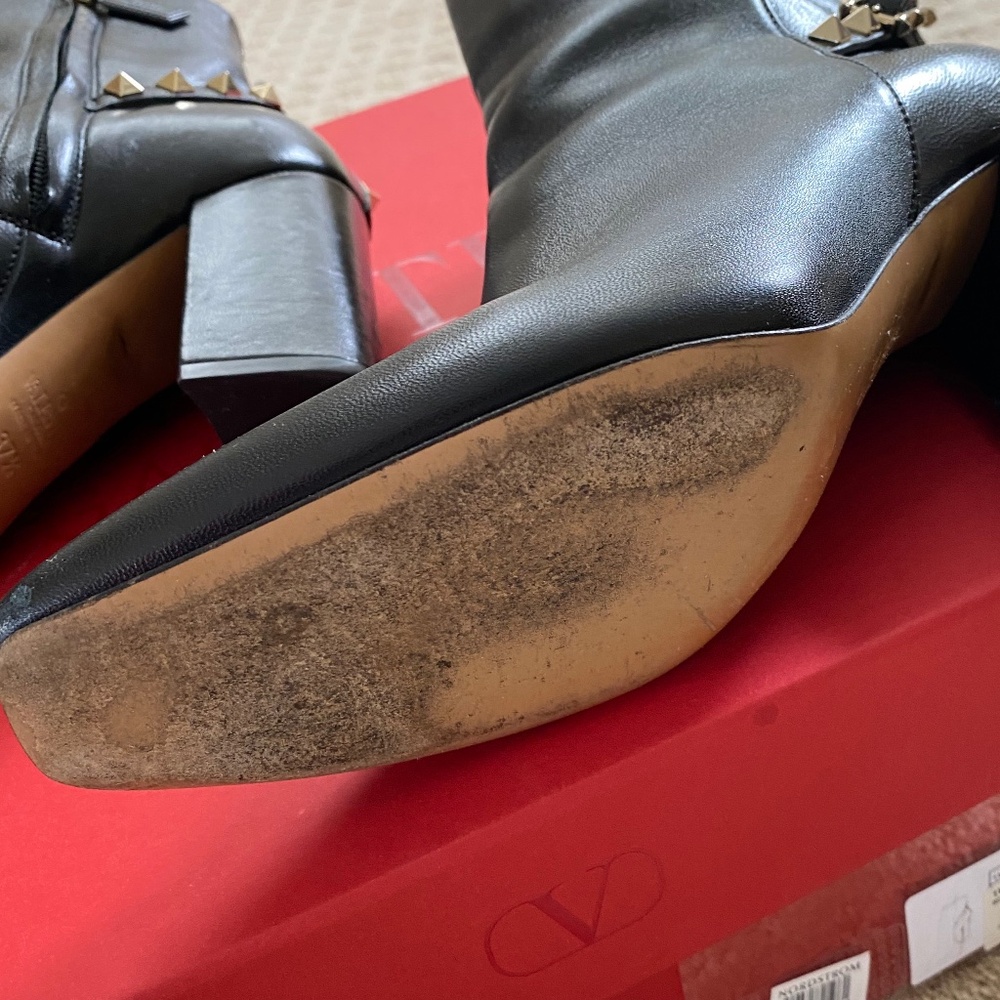 Valentino Garavani Booties - Picture 4 of 12